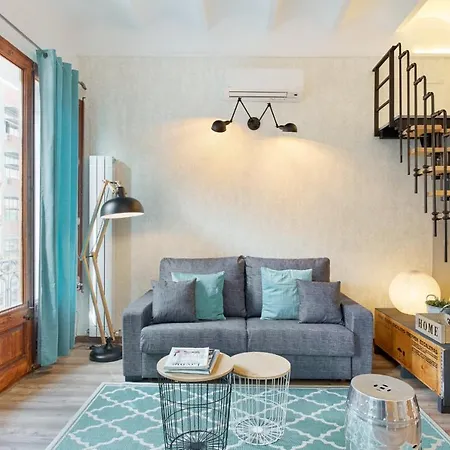 Urban District - Smart Vintage Lofts And