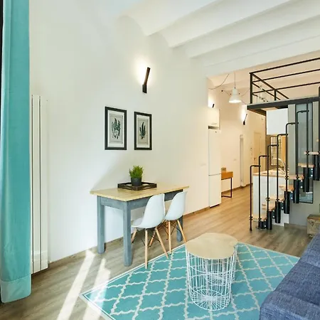 Urban District - Smart Vintage Lofts And Apartment *